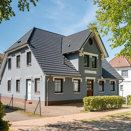 Haus Ostseenixe 05 ヴストロ エクステリア 写真